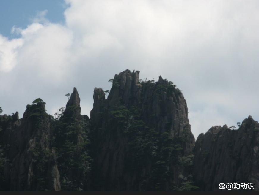 黄山奇石的石头长什么样_黄山奇石有什么石头_黄山石头奇石有哪些